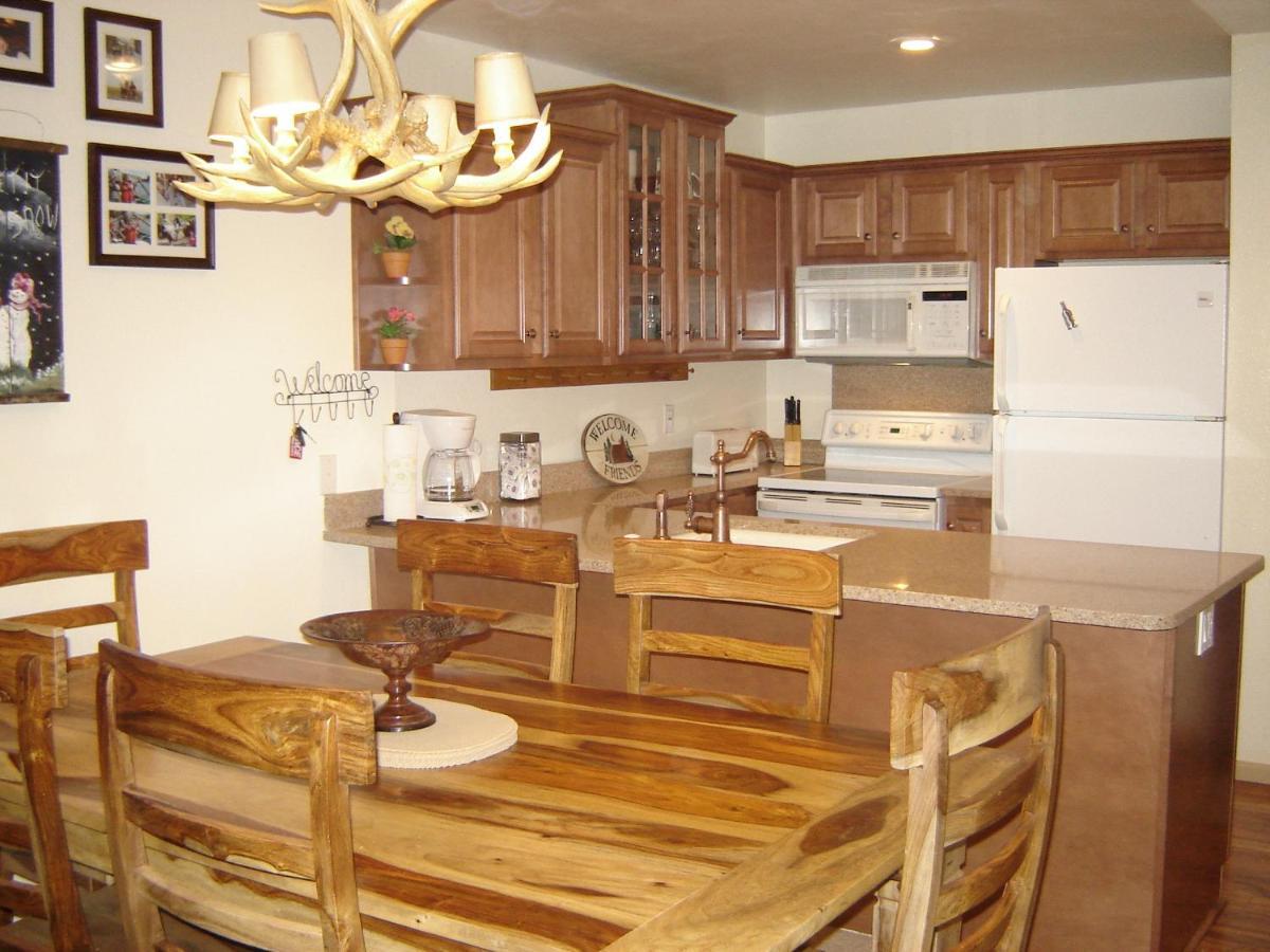Summit Ski Resort 2Br-2Ba, Mammoth Lakes Ruang foto